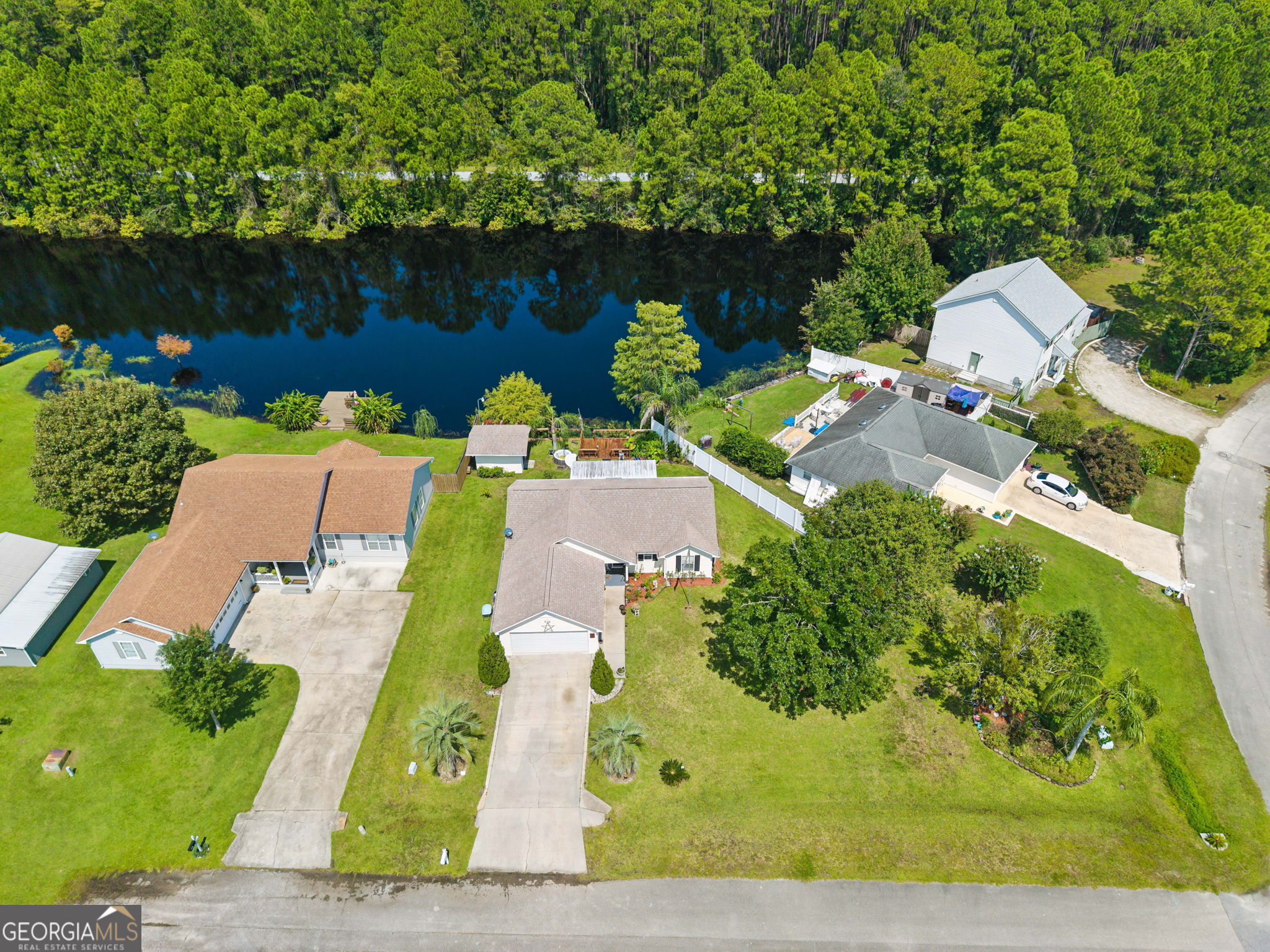 20 Lakefront Drive Property Photo 39