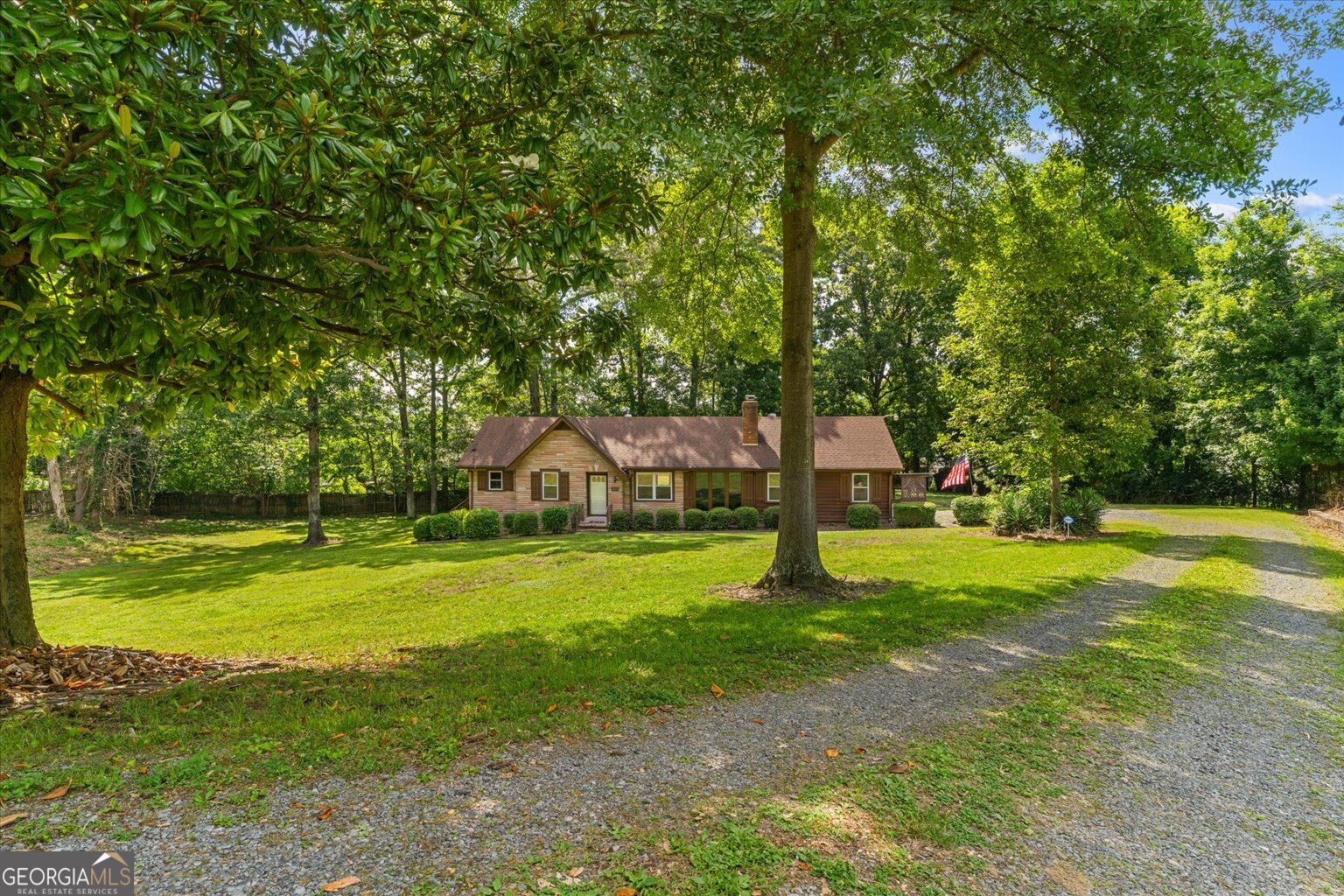 205 Mountain View Drive Property Photo 4