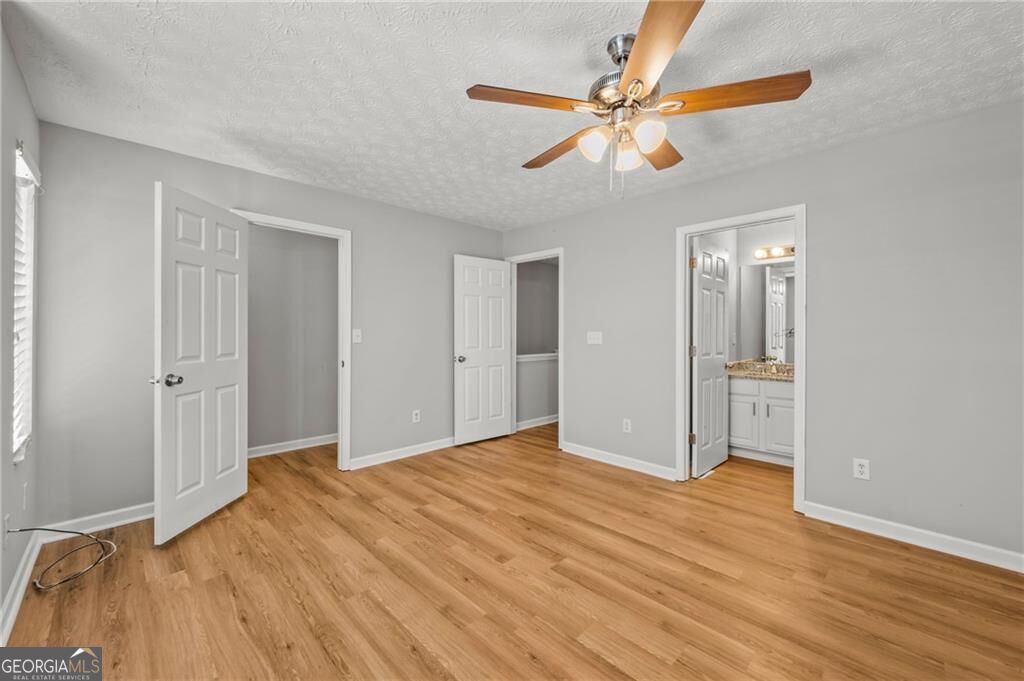 2754 Valley Green Drive Property Photo 8