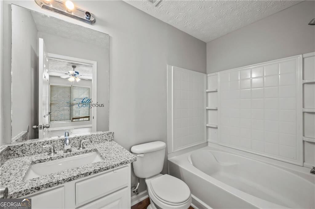 2754 Valley Green Drive Property Photo 9