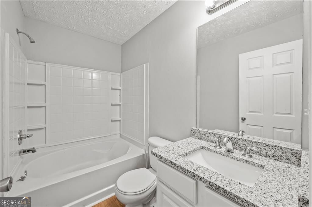 2754 Valley Green Drive Property Photo 10