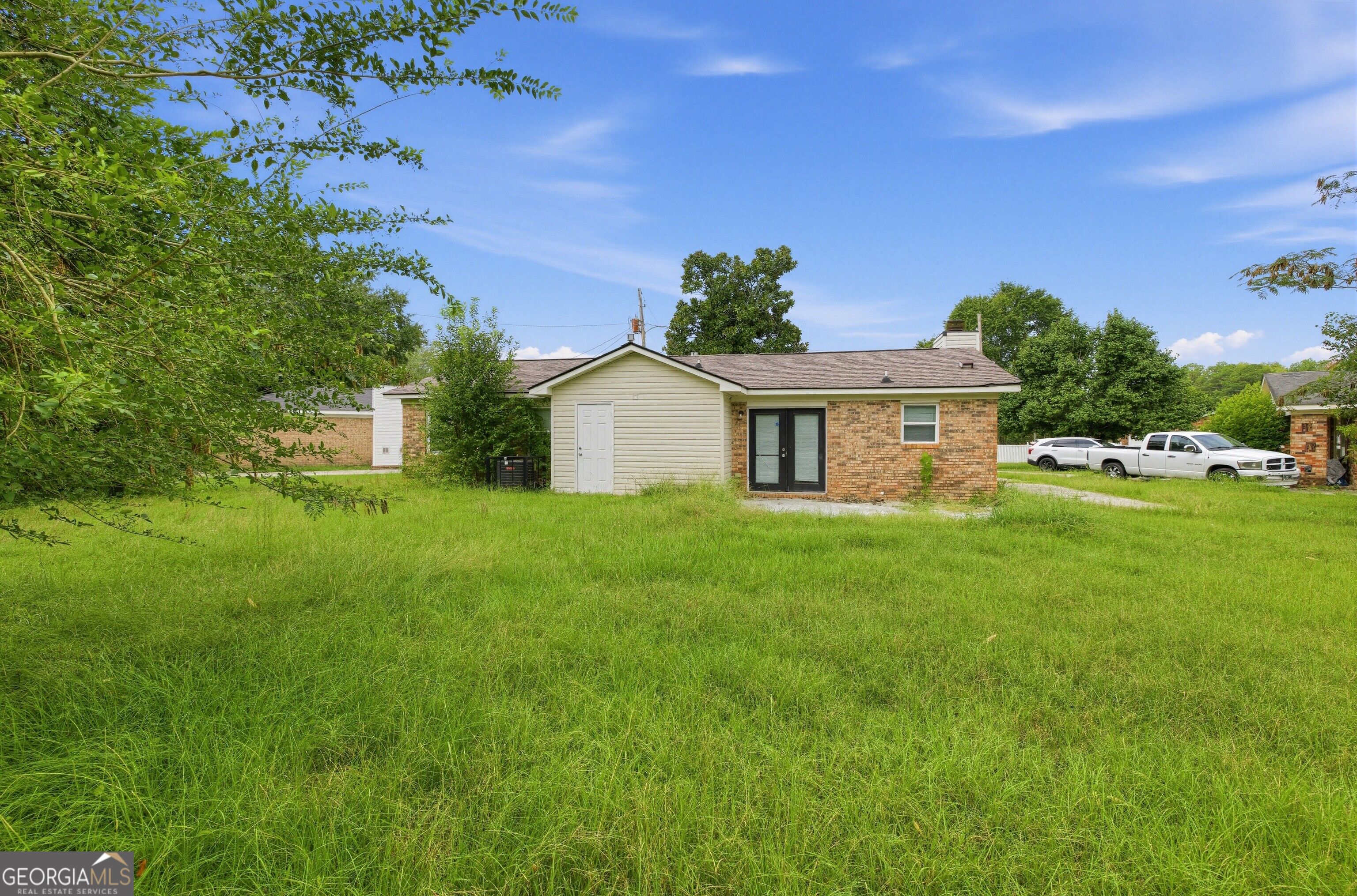 1856 Formosa Drive Property Photo 3