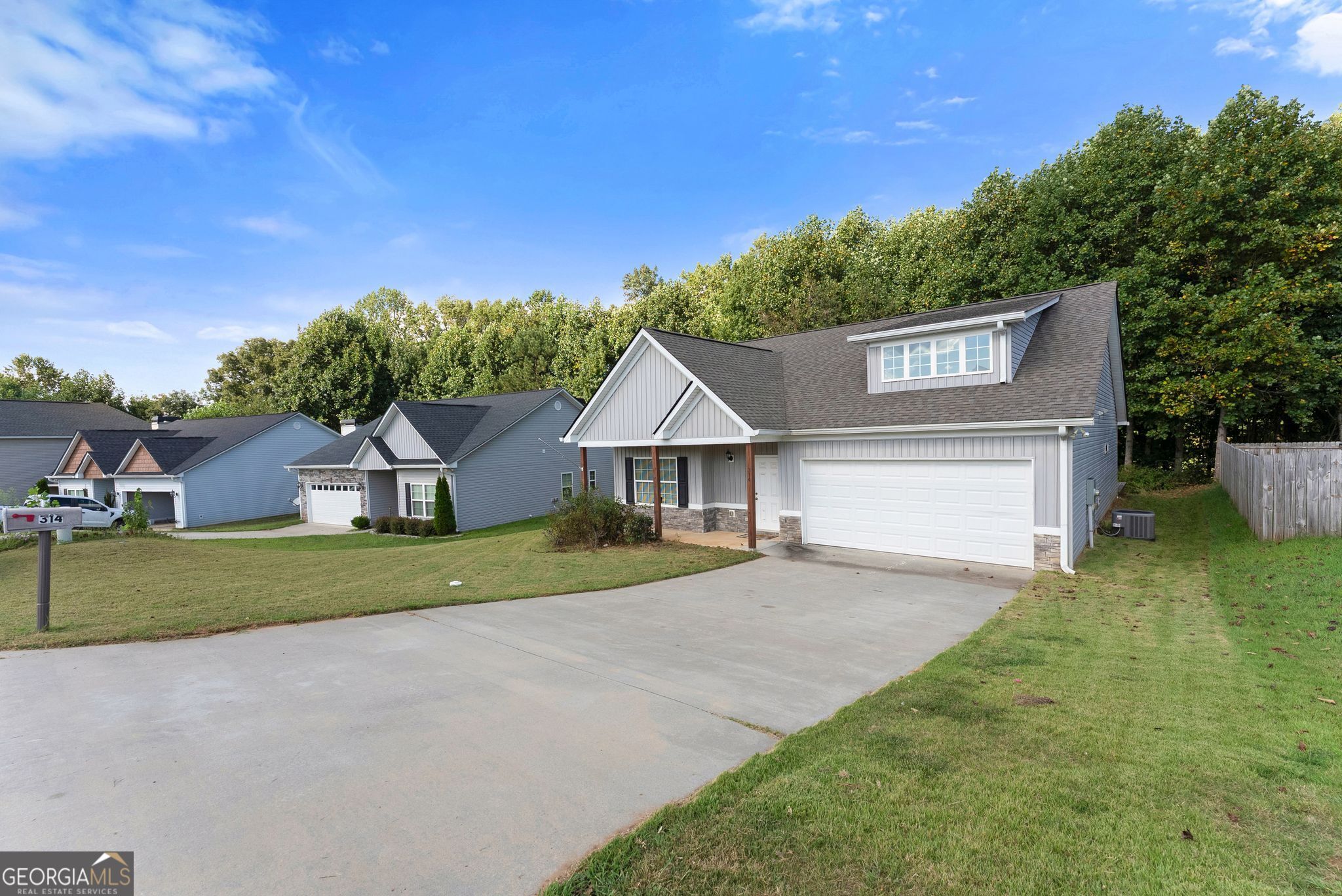 314 Highland Pointe Drive Property Photo 5