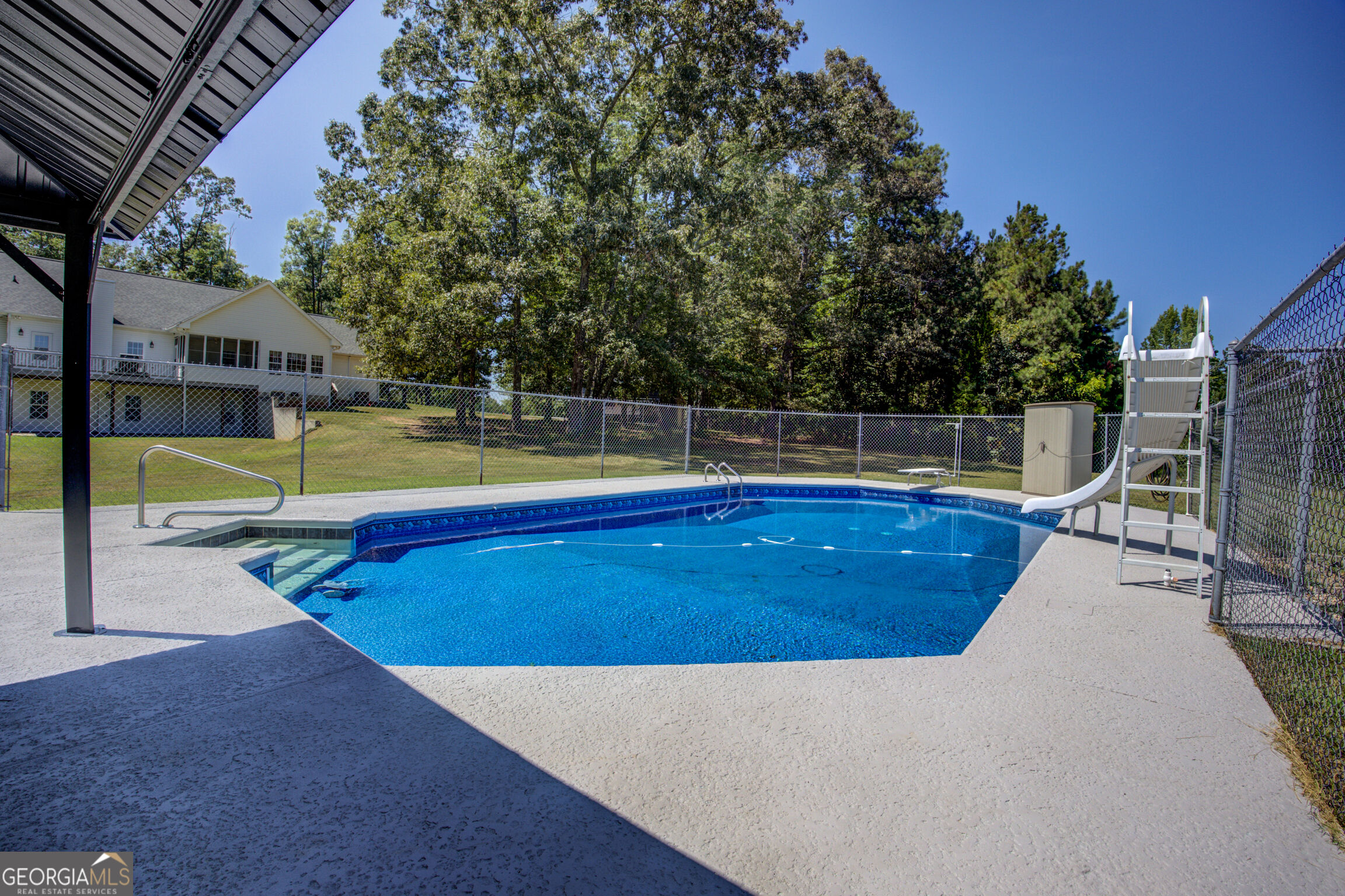 131 Washington Road Property Photo 4