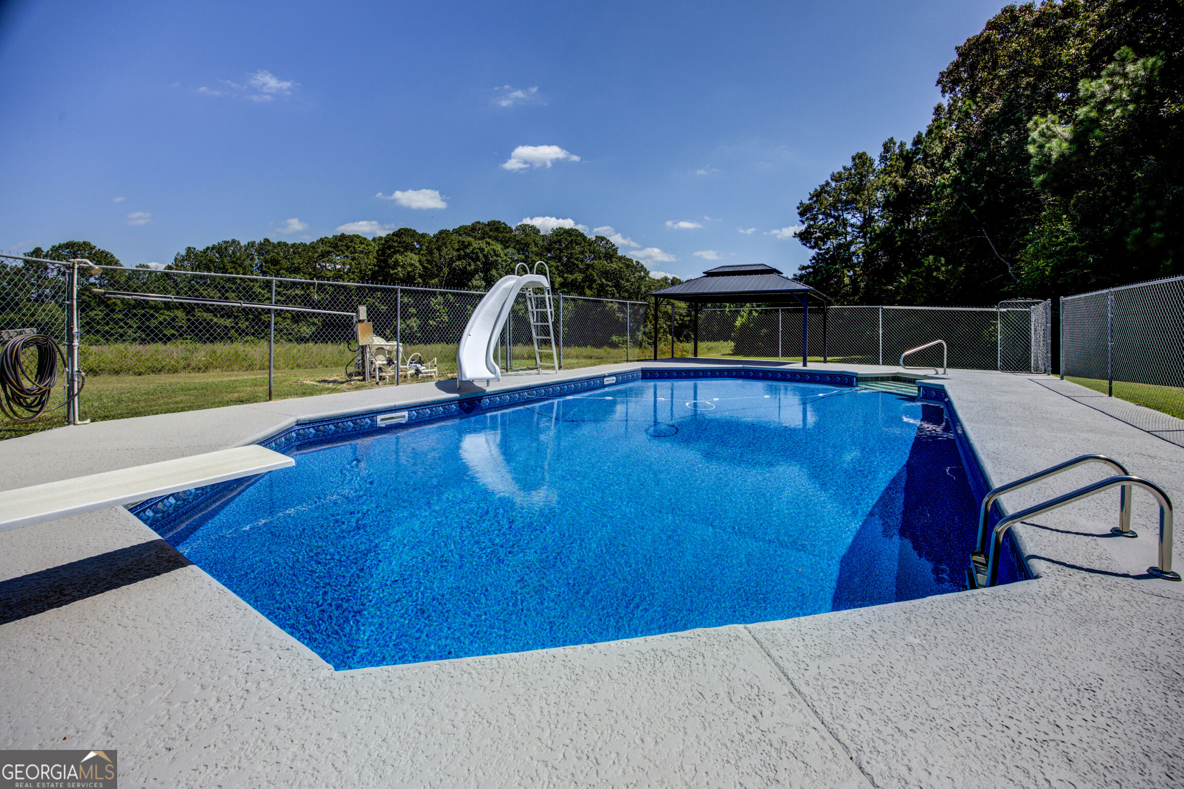 131 Washington Road Property Photo 5