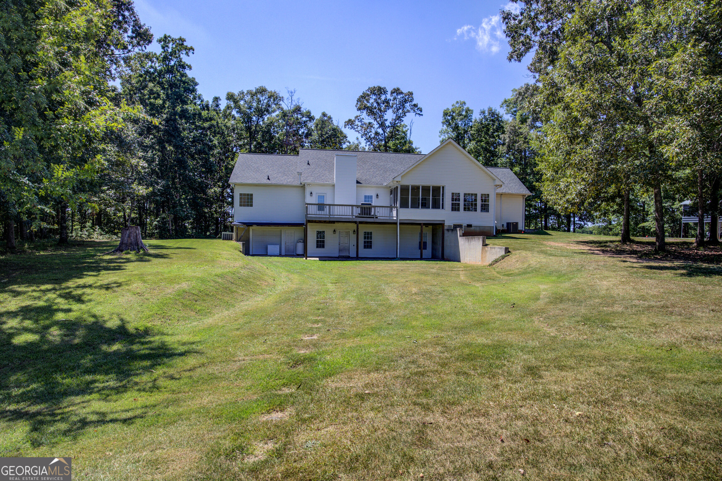 131 Washington Road Property Photo 8