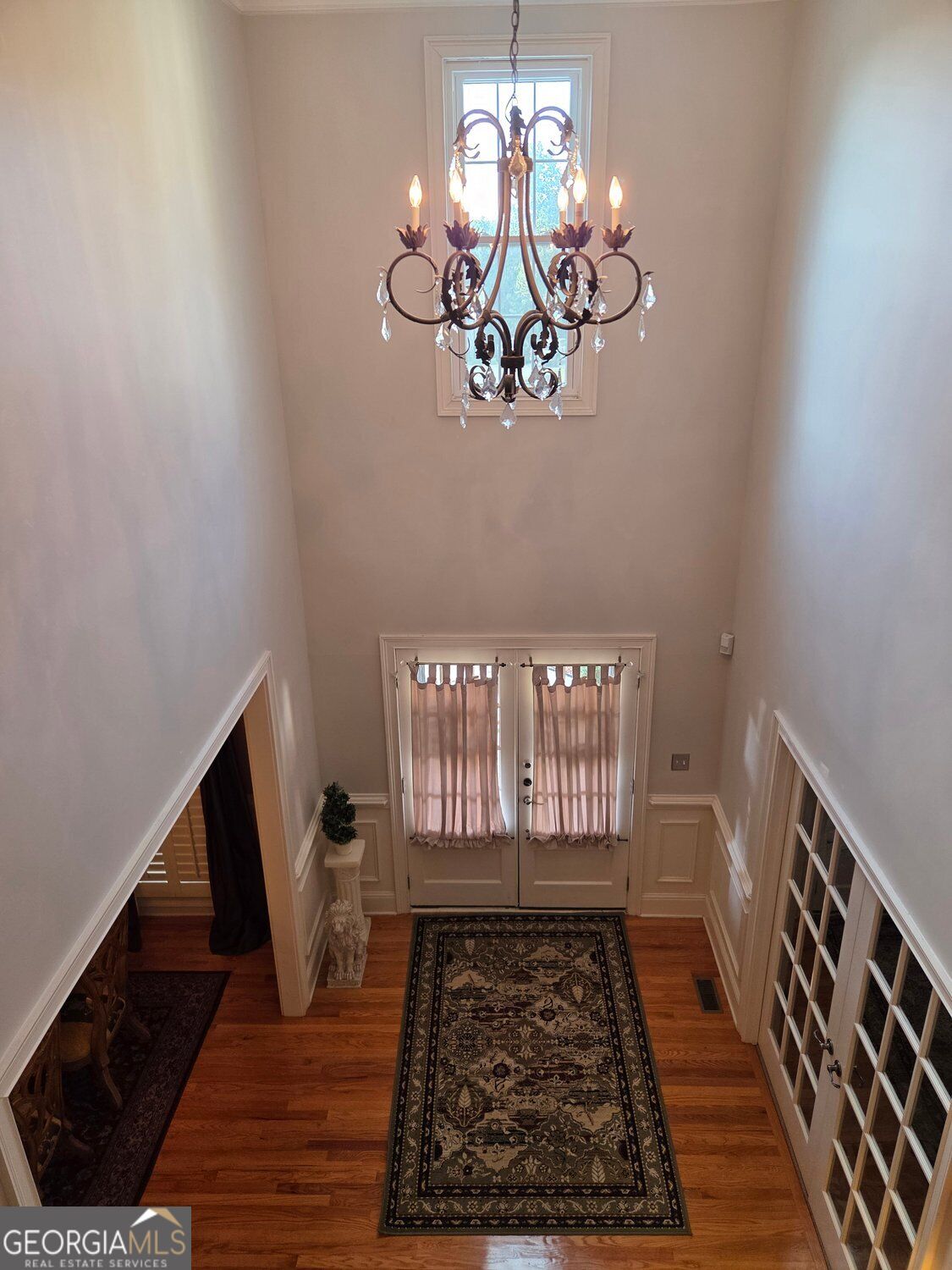4690 Prestbury Drive Property Photo 5