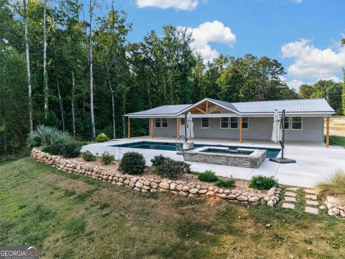 105 Blue Branch Drive Property Photo 1