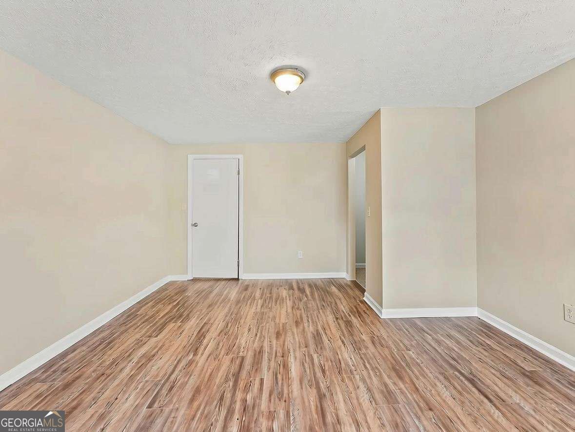 2304 Avalon Avalon Road Property Photo 7