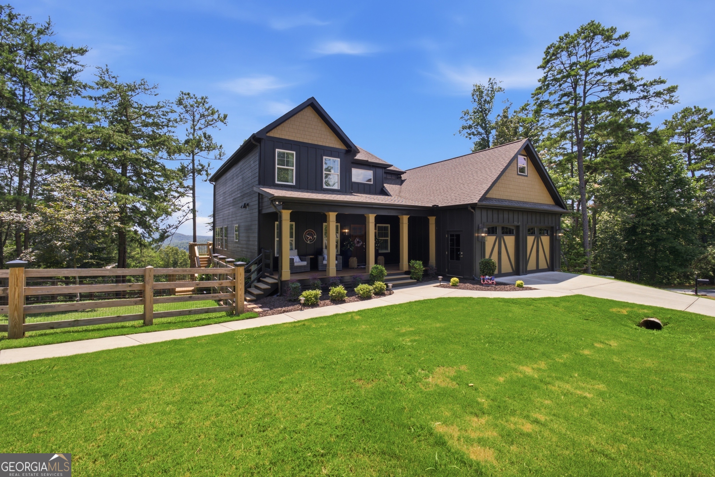 567 Crown Mountain Way Property Photo 2