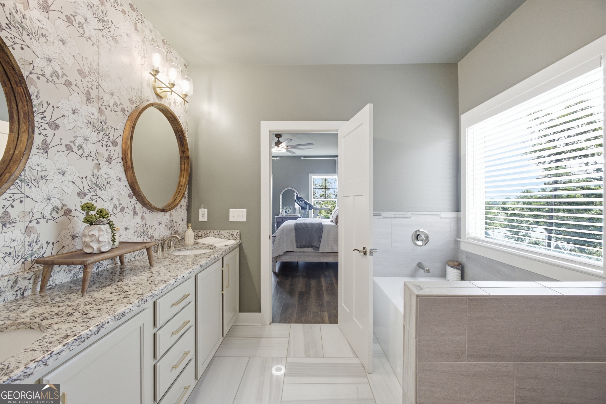 567 Crown Mountain Way Property Photo 18