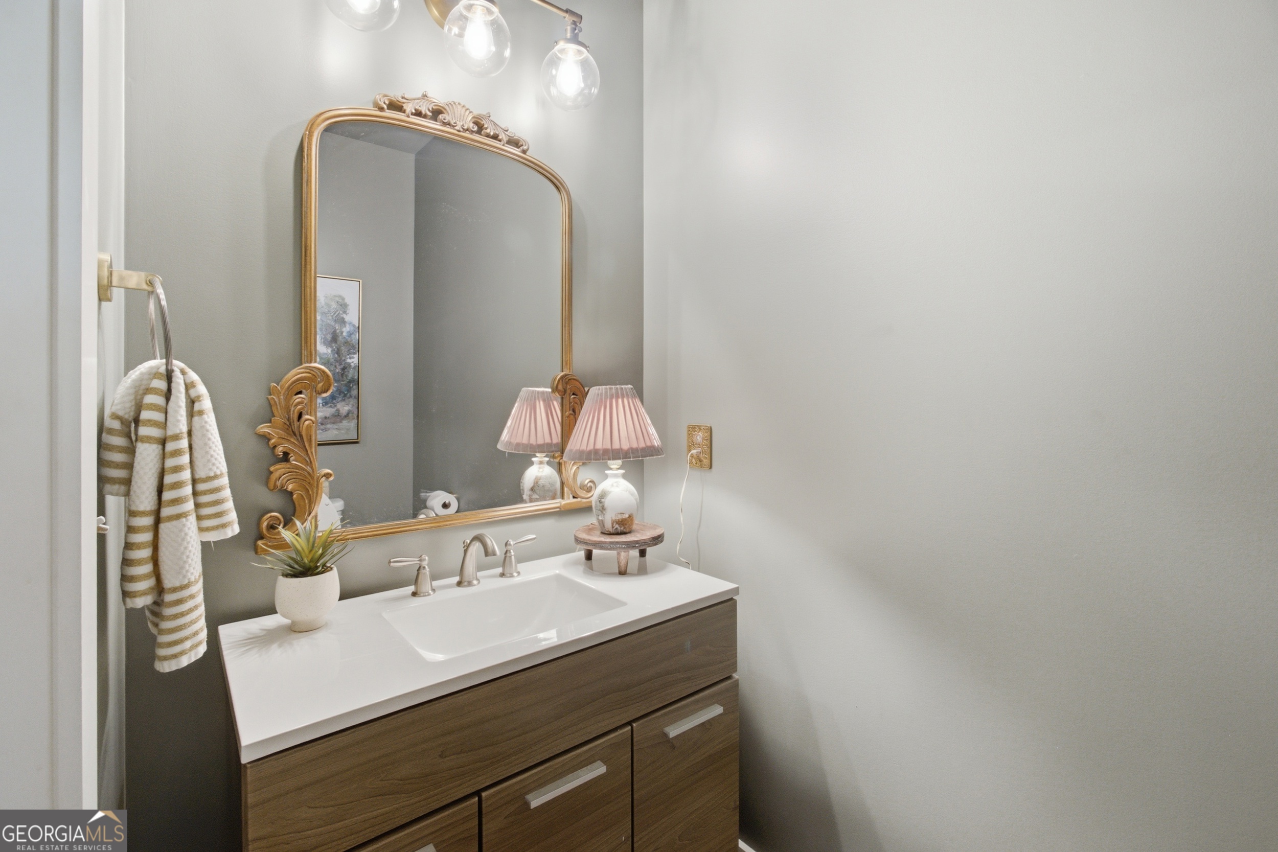 567 Crown Mountain Way Property Photo 22
