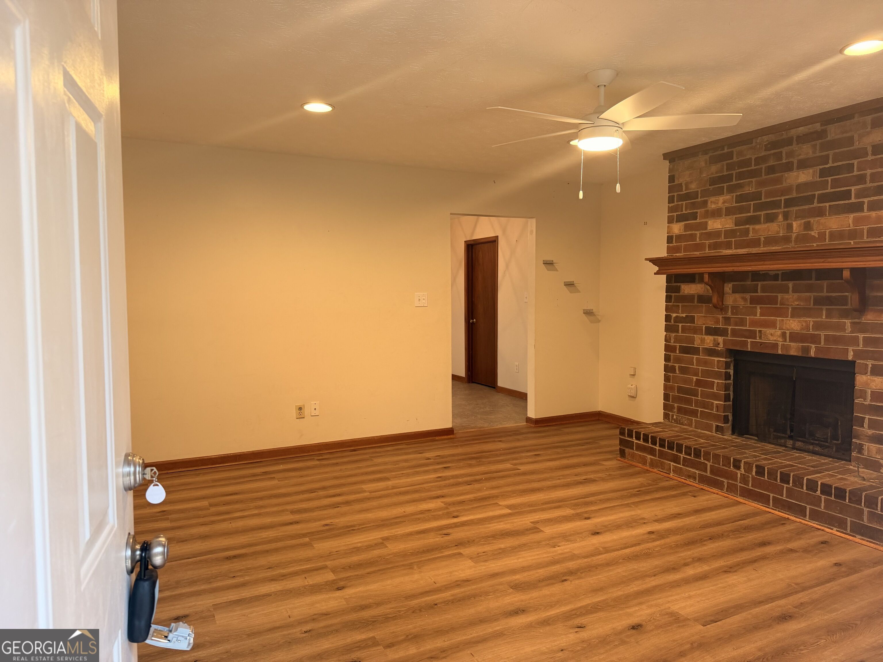 305 Deergrass Trail Property Photo 3