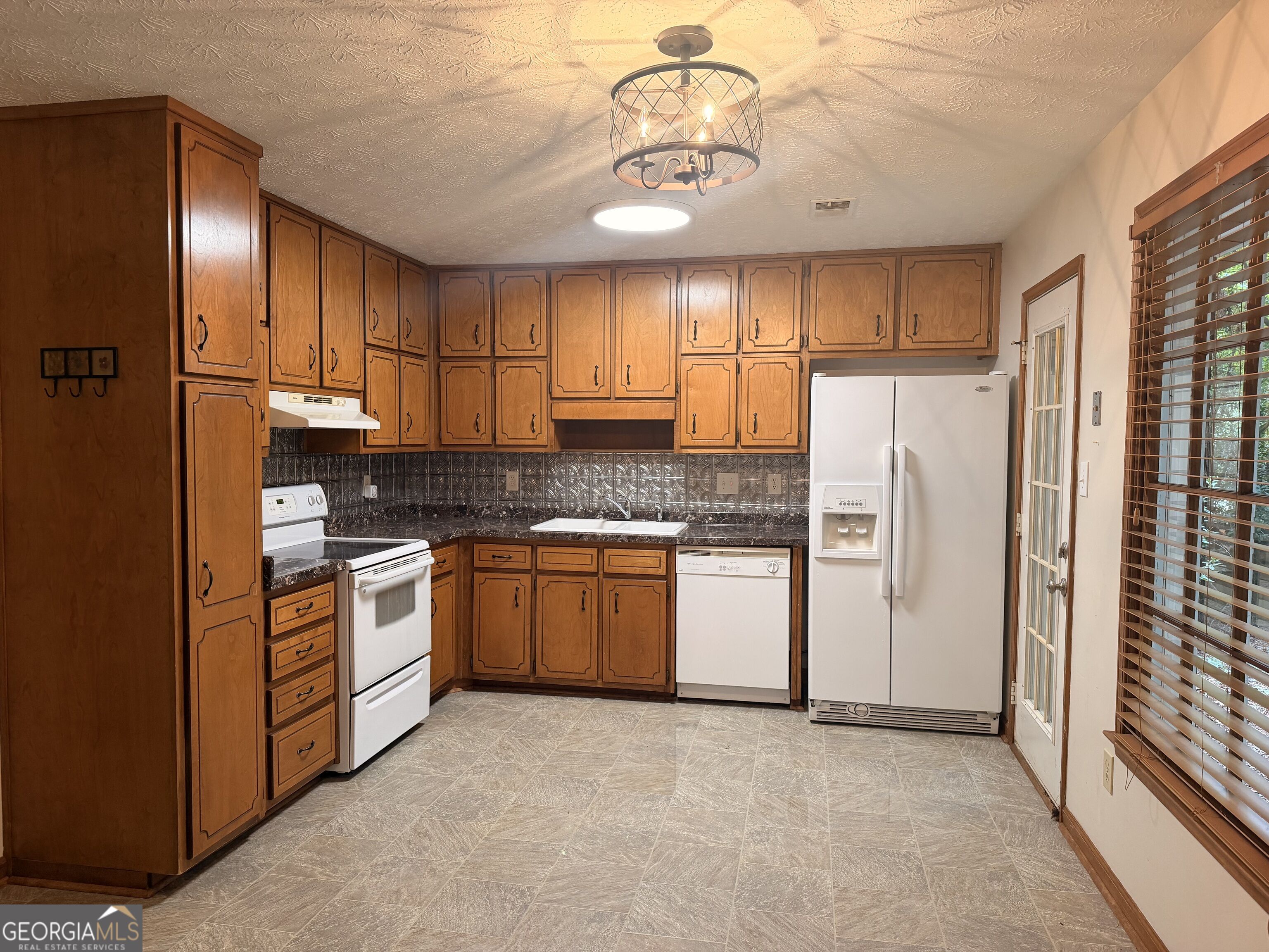 305 Deergrass Trail Property Photo 6