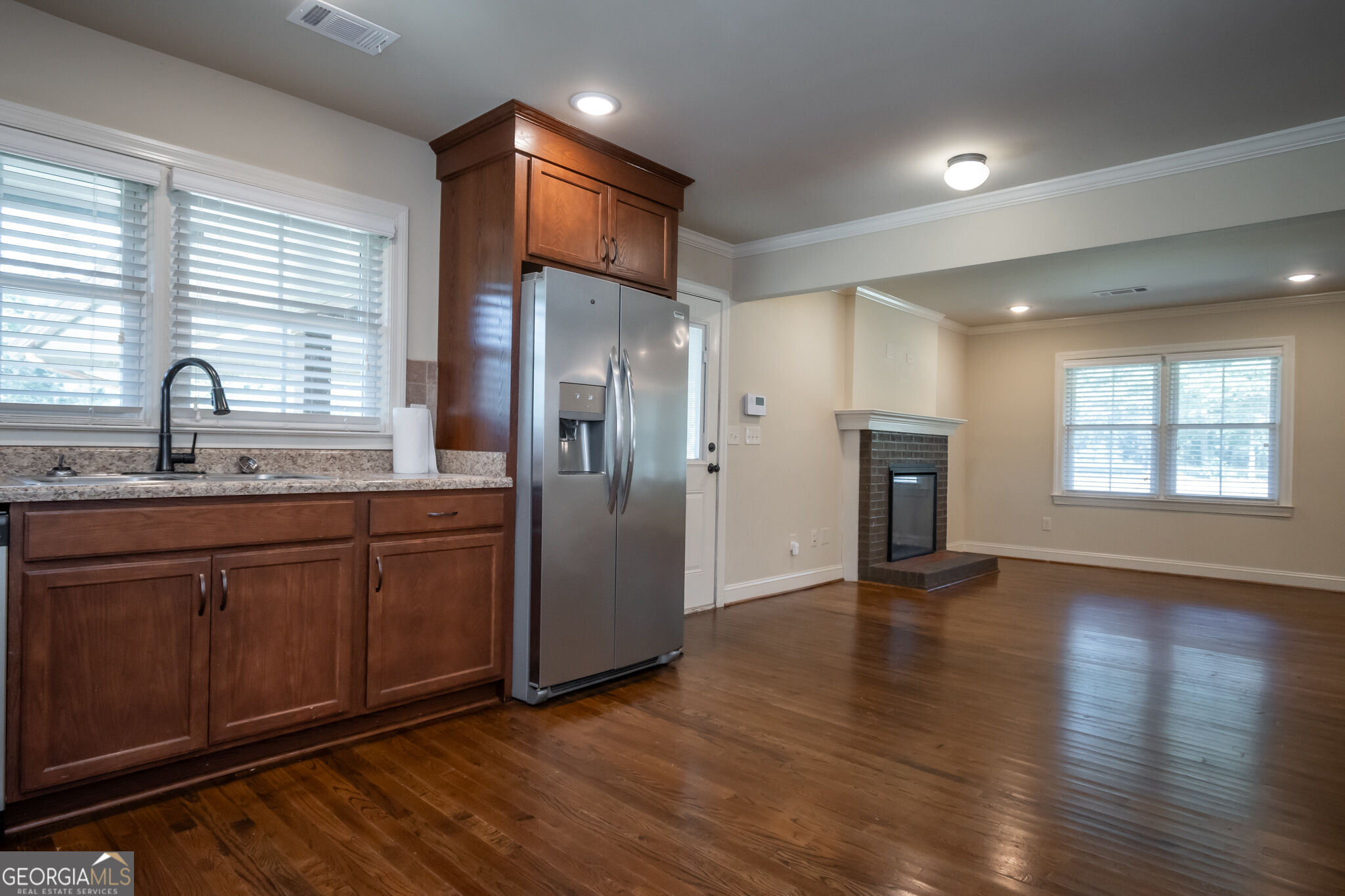 2029 Gratis Road Property Photo 11