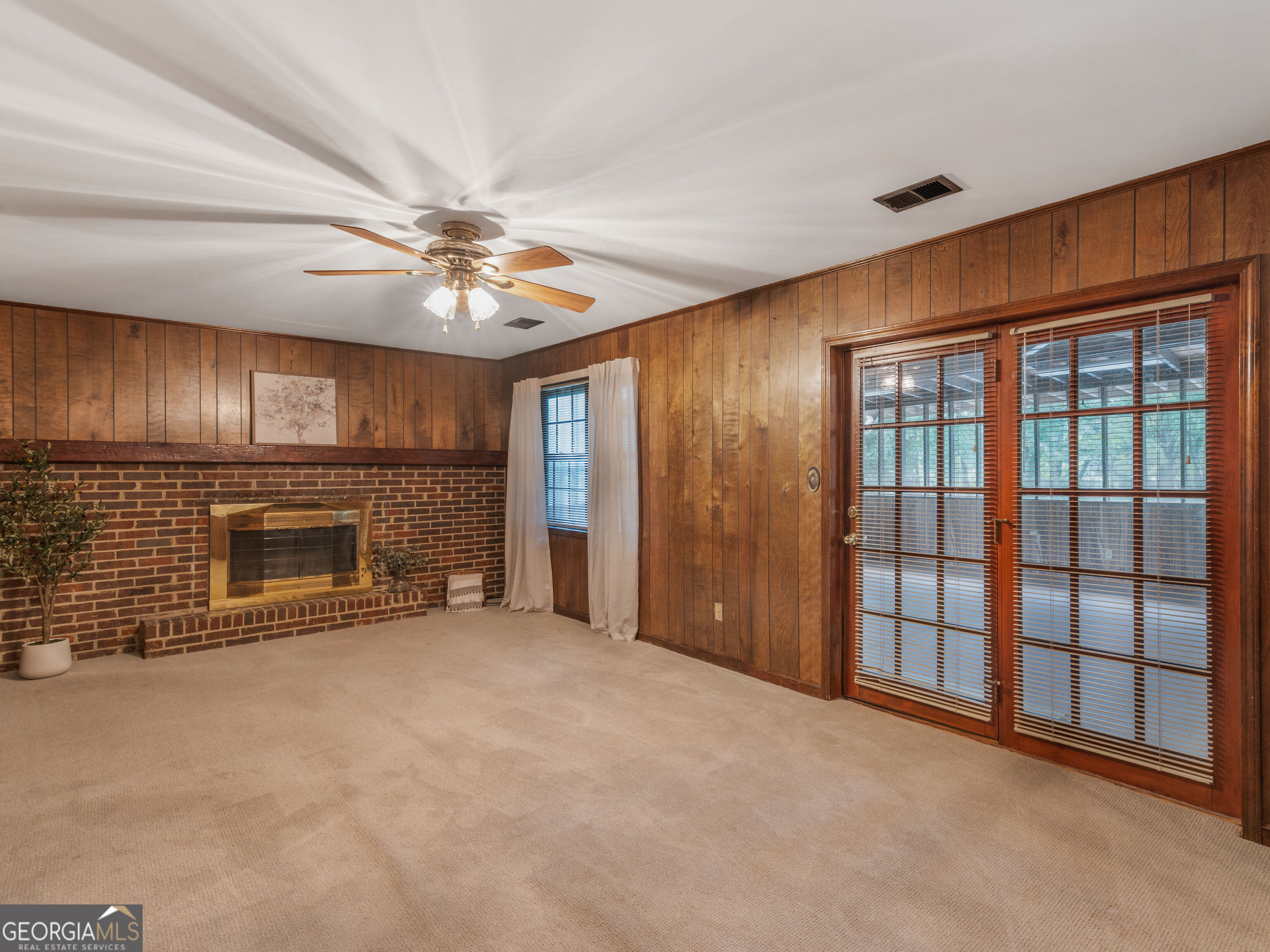 8872 Teal Court Property Photo 10