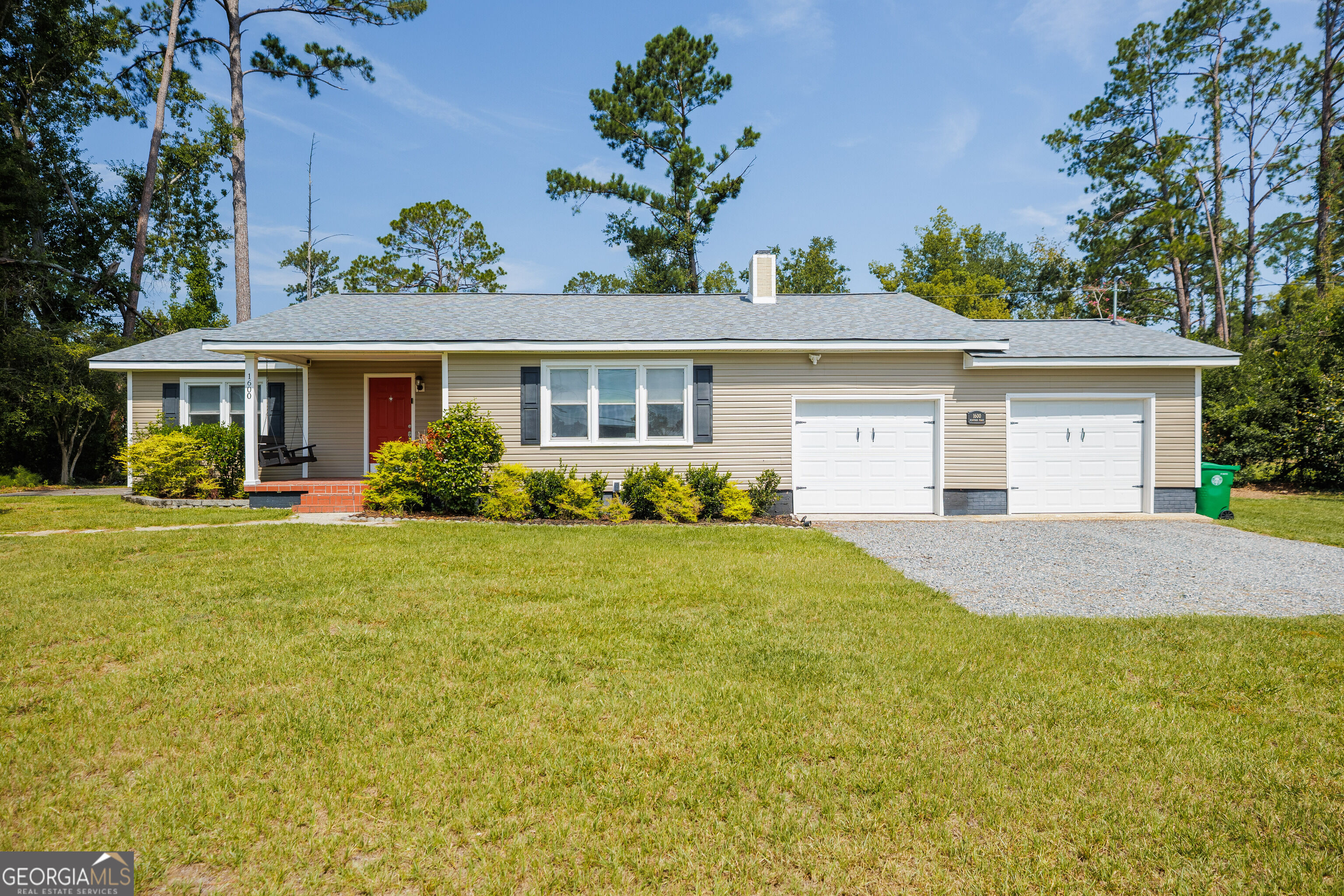 1600 Beauford Place Property Photo 1
