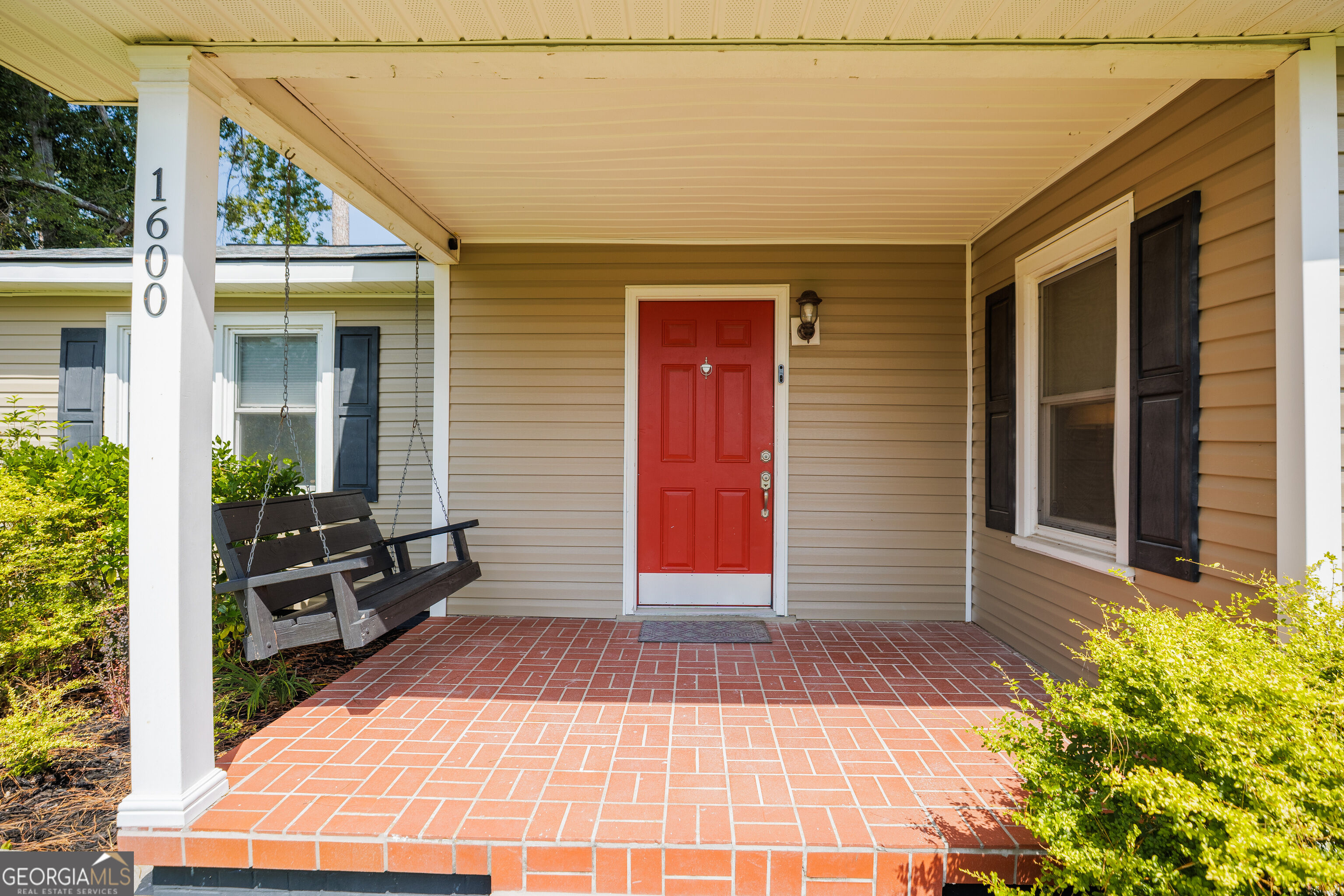 1600 Beauford Place Property Photo 4