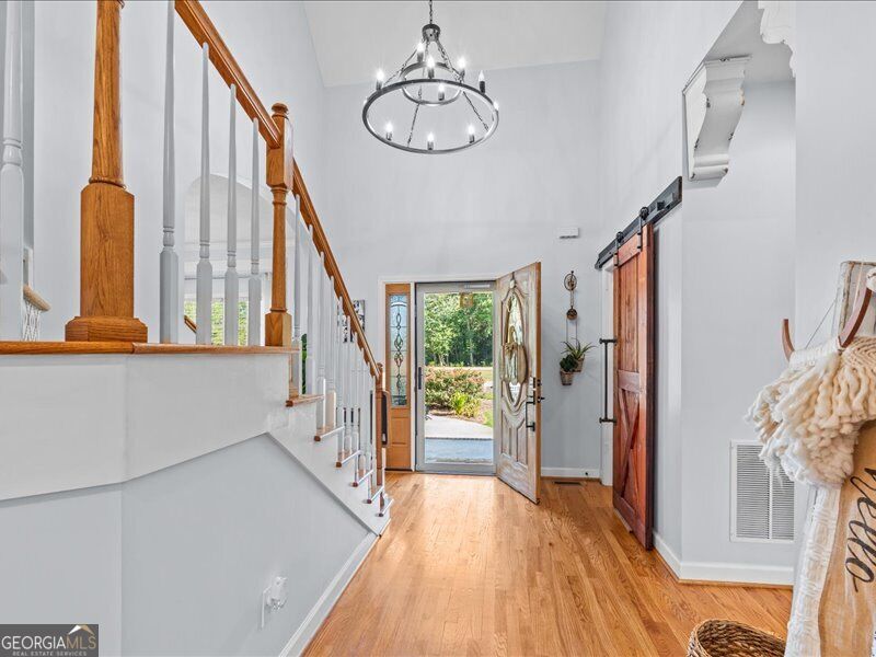 1285 Highway 5 E Property Photo 9