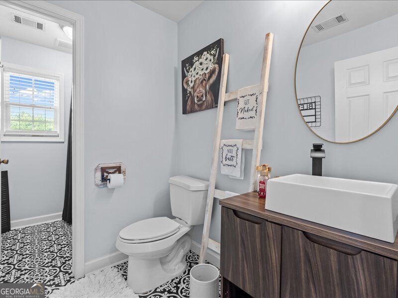 1285 Highway 5 E Property Photo 29