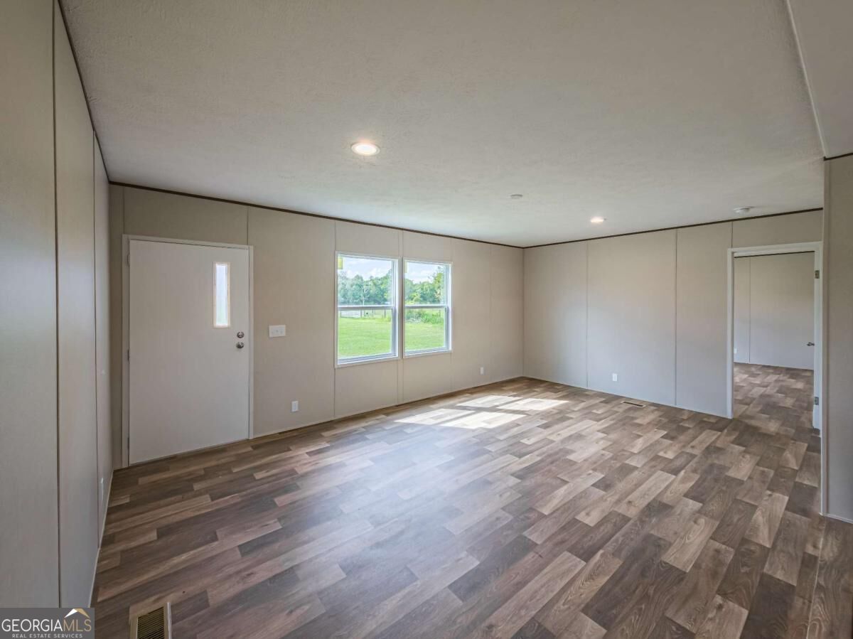 201 Meadow Hill Lane Property Photo 10