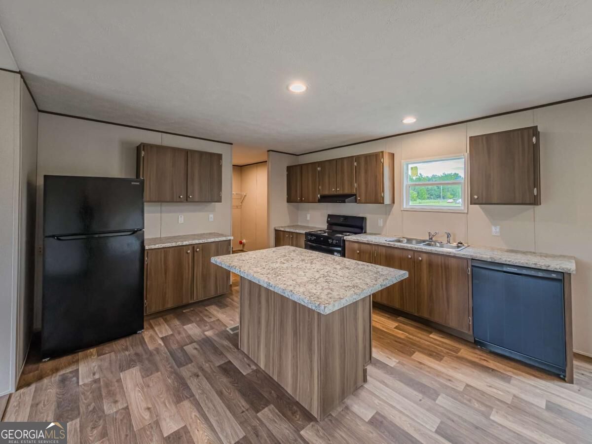201 Meadow Hill Lane Property Photo 12