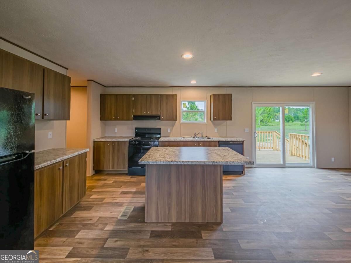 201 Meadow Hill Lane Property Photo 13