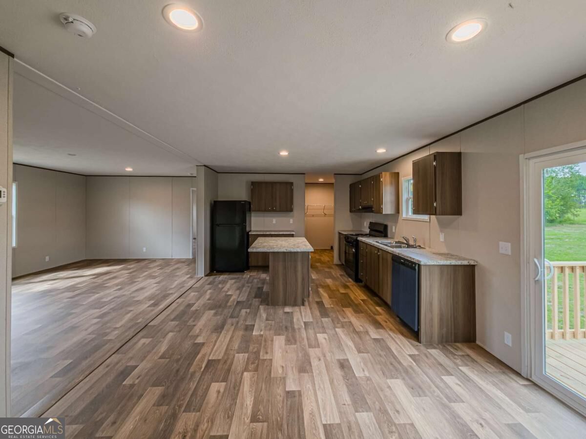 201 Meadow Hill Lane Property Photo 17