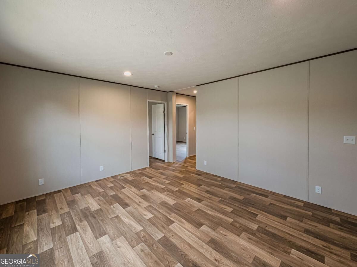 201 Meadow Hill Lane Property Photo 34