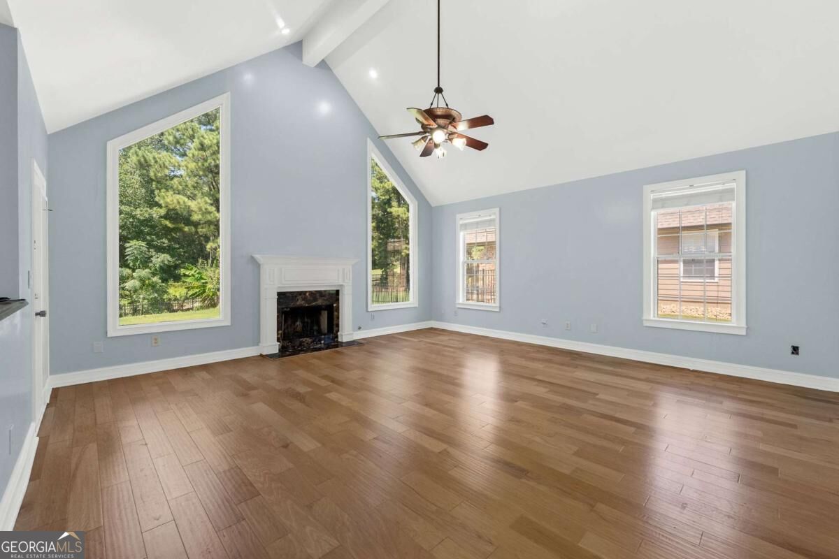 850 River Valley Drive Property Photo 2