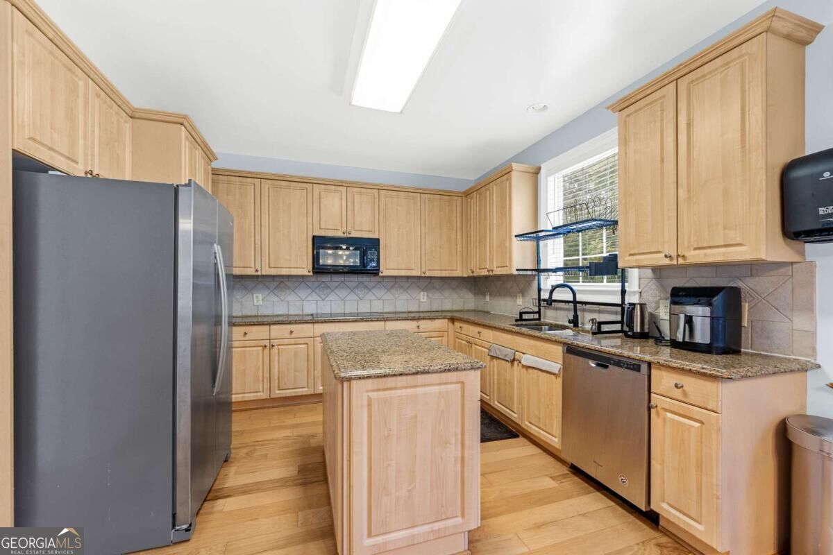 850 River Valley Drive Property Photo 14
