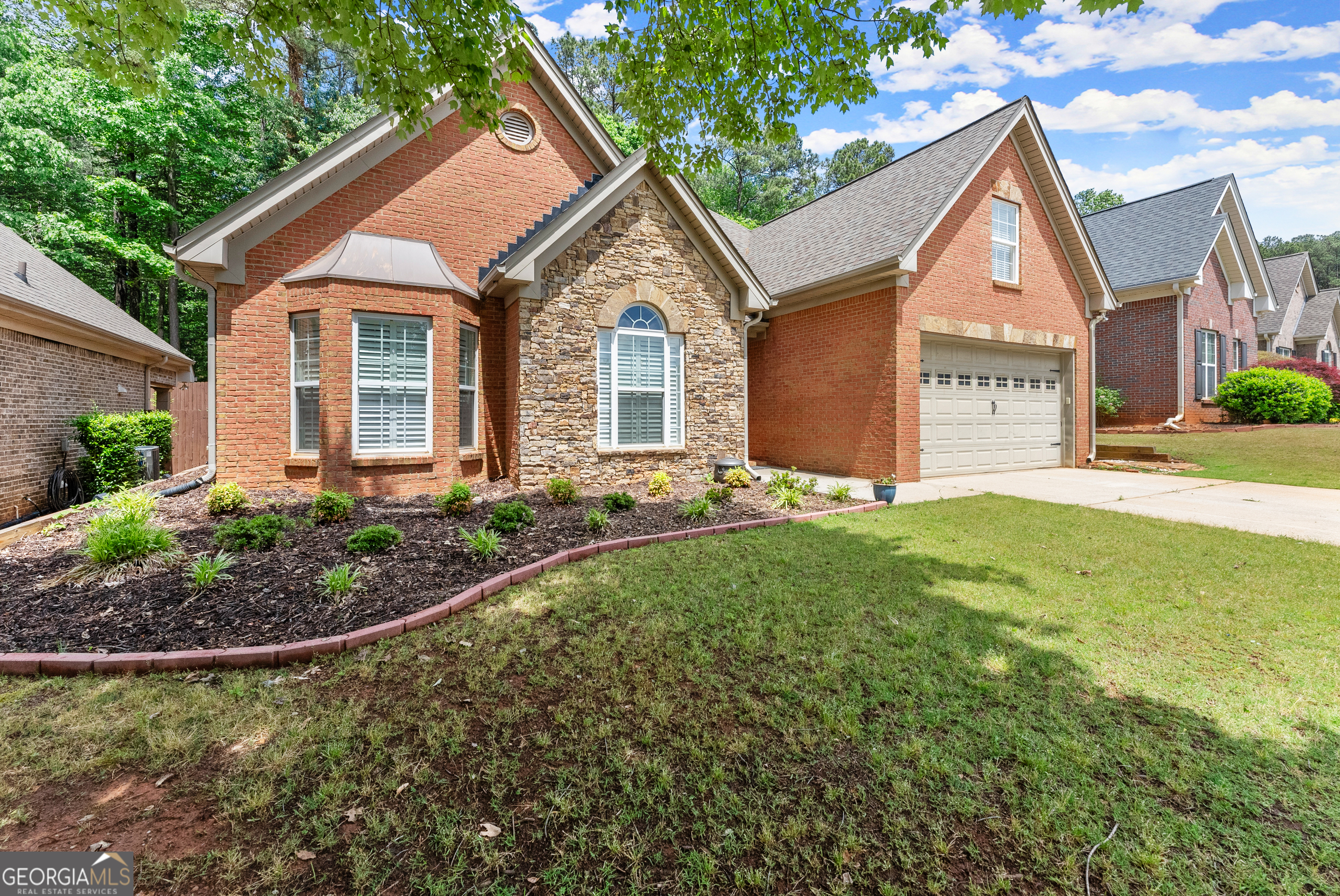 2110 Retreat Haven Lane Property Photo 3
