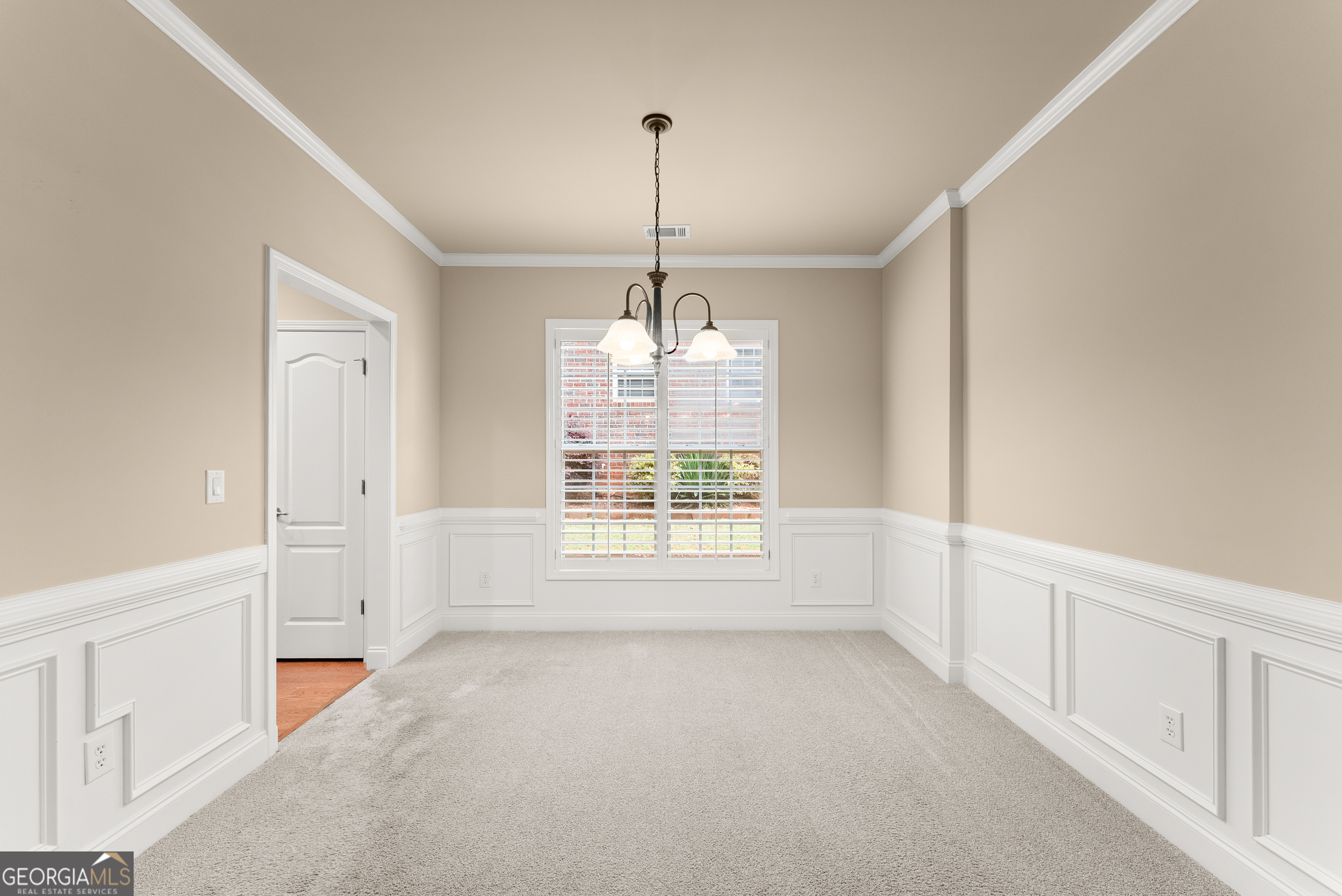 2110 Retreat Haven Lane Property Photo 8