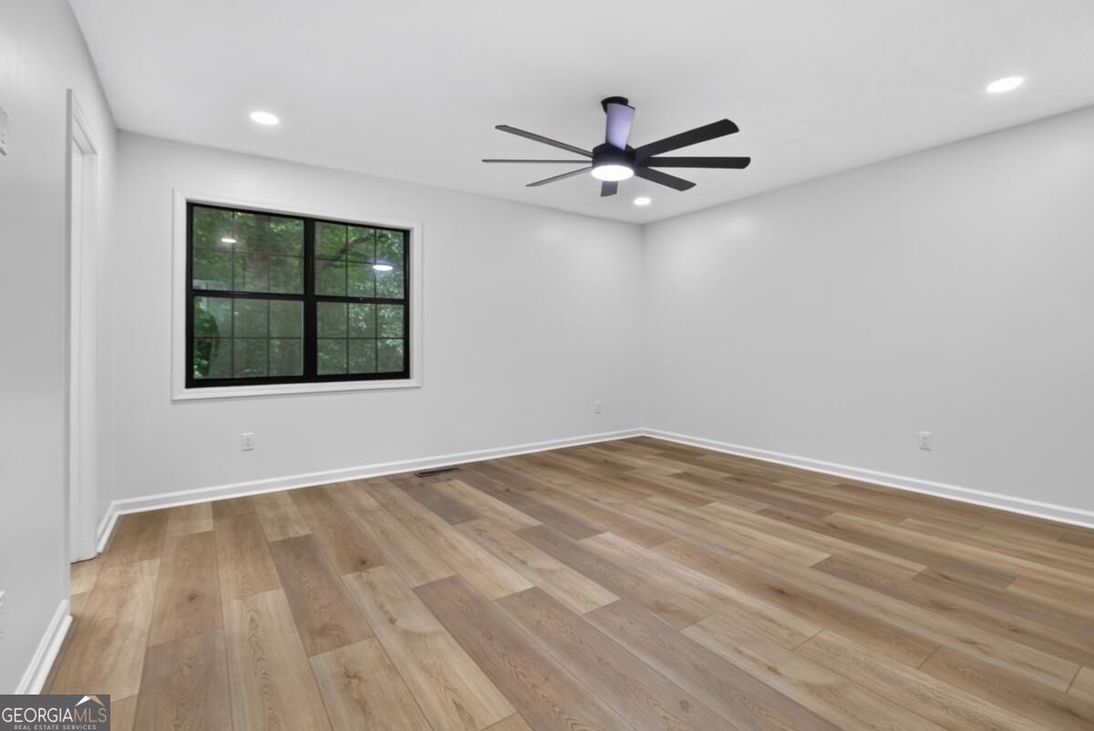 711 Mary Erna Drive Property Photo 12