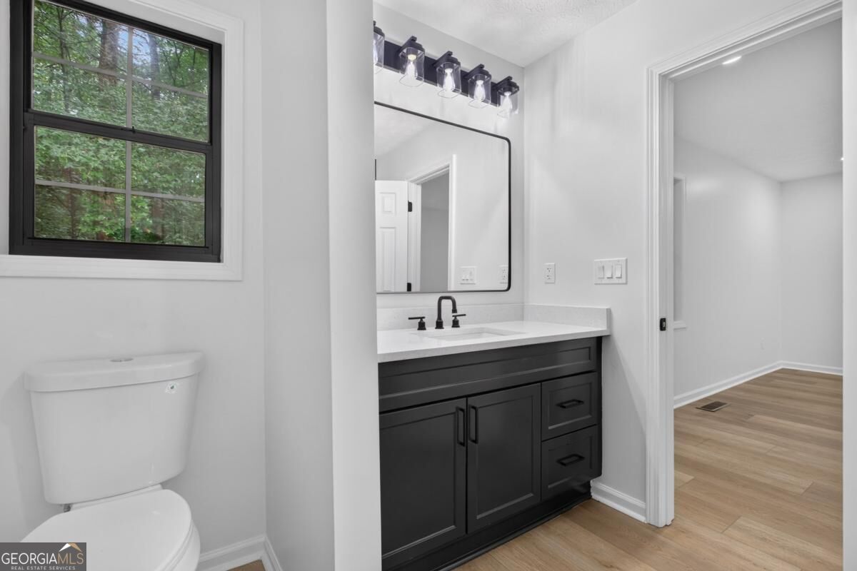 711 Mary Erna Drive Property Photo 14