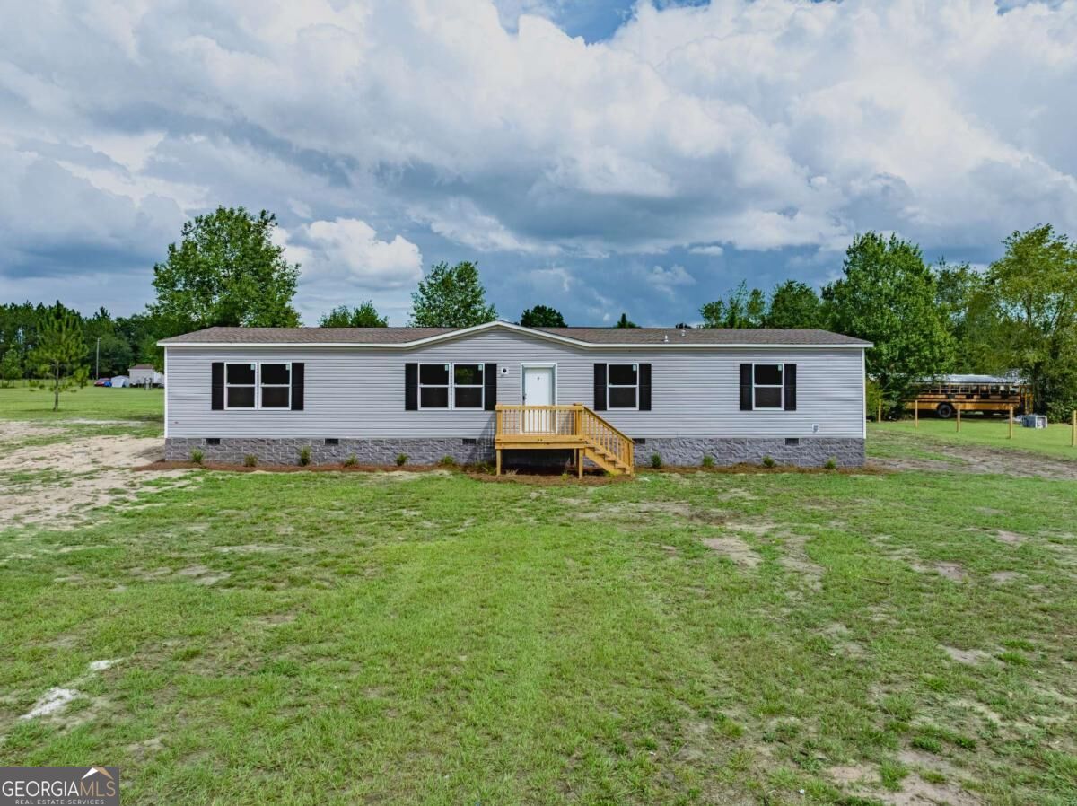 195 Meadow Hill Lane Property Photo 3