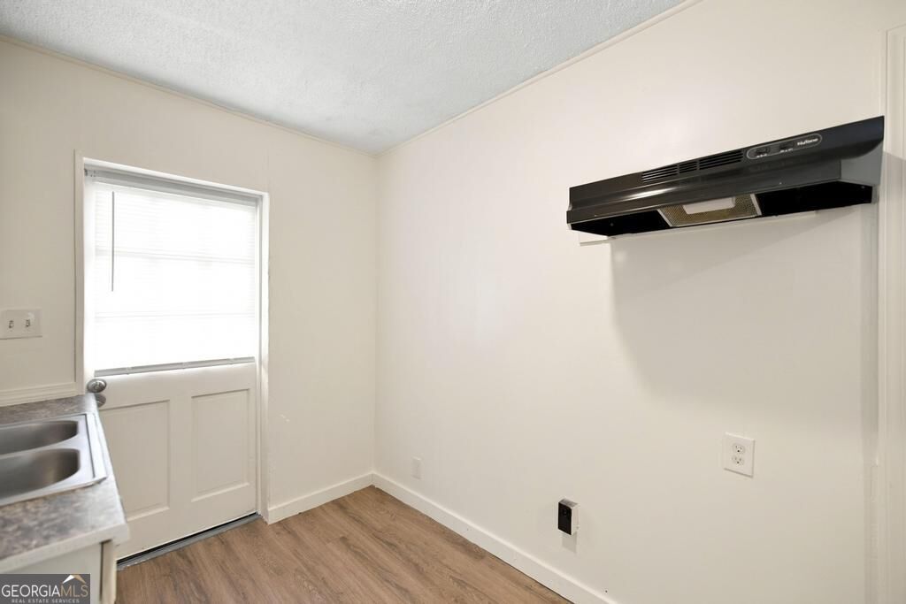 1782 Eveline Avenue Property Photo 11