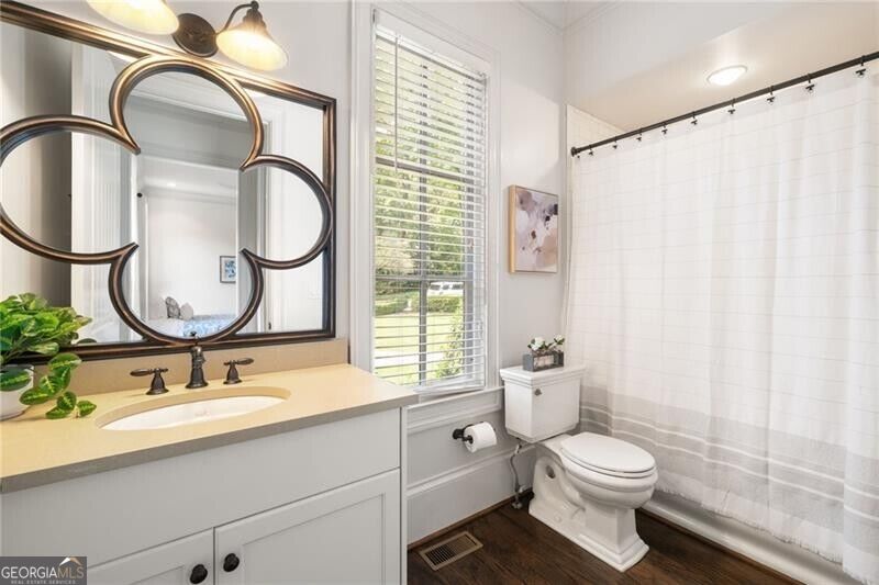 4207 Glengary Drive Ne Property Photo 22
