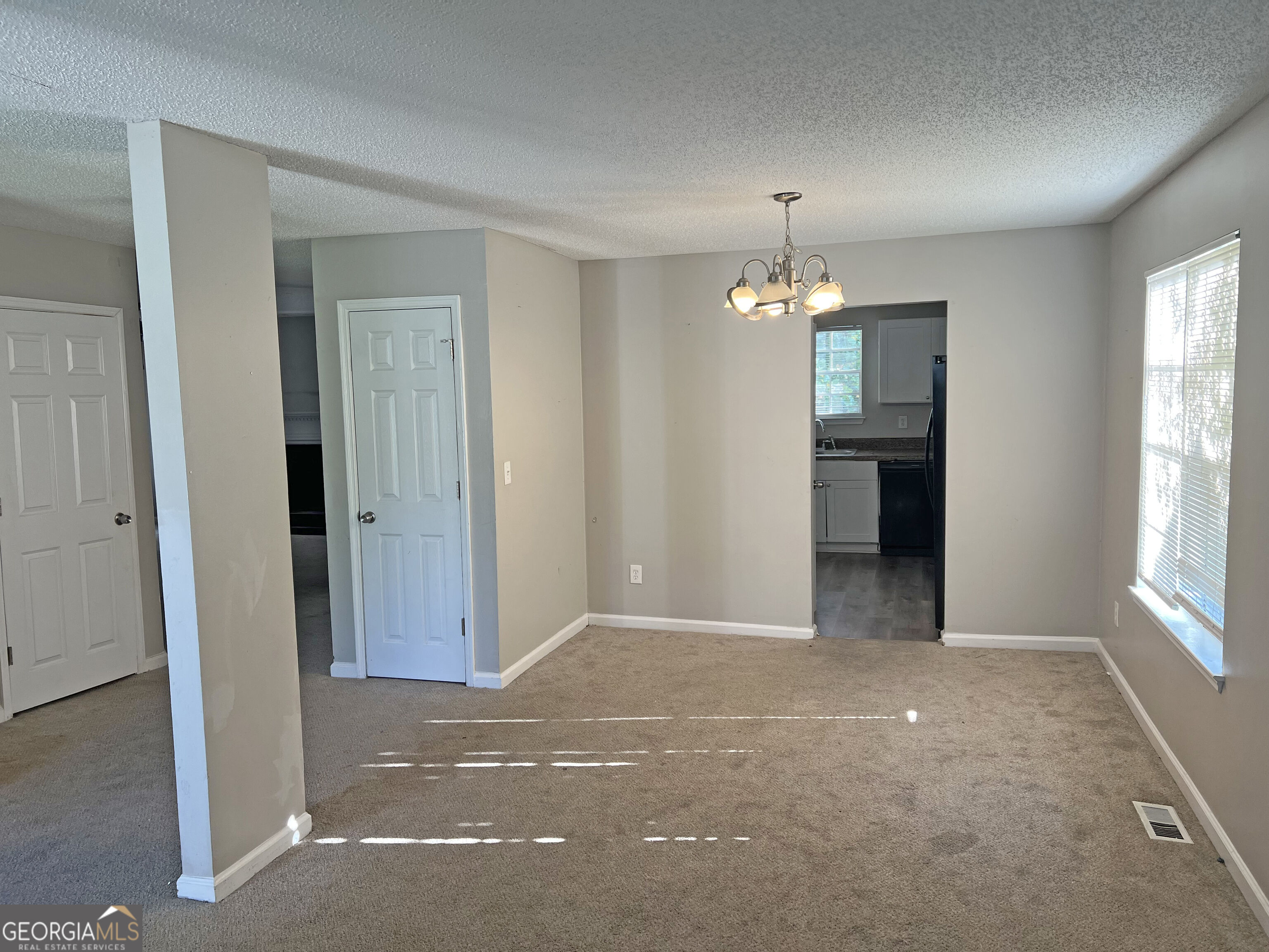 6260 Phillips Lake Way Property Photo 4