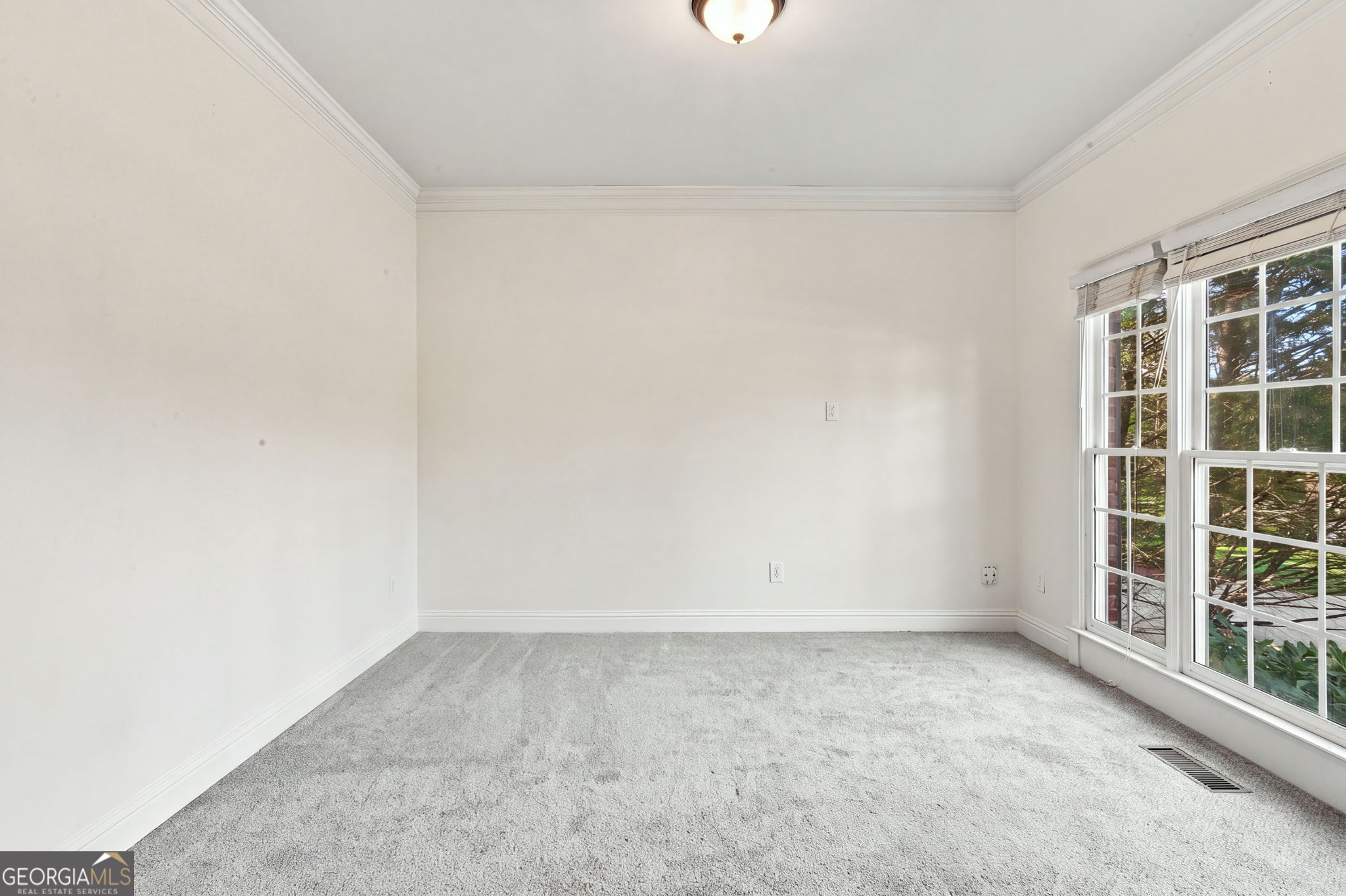 1305 Heritage Mist Court Sw Property Photo 3