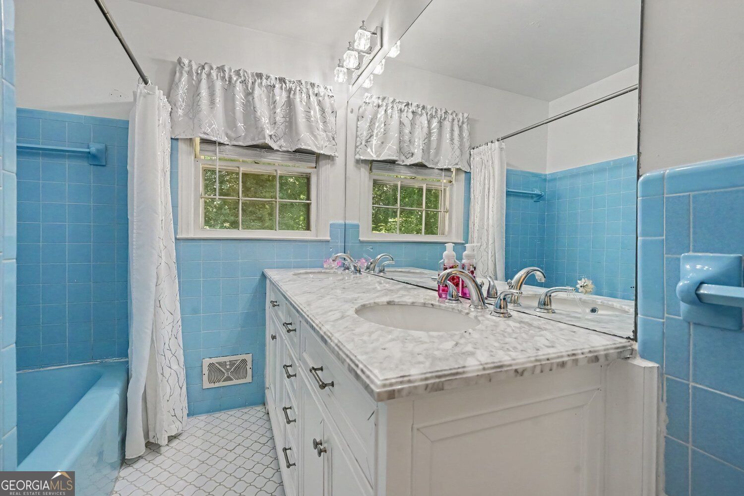4151 Durham Circle Property Photo 24