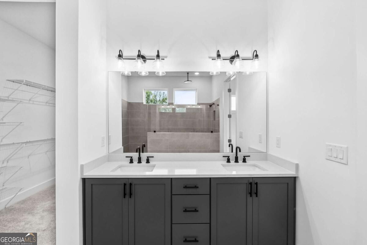 1403 Autumn Lake Drive Sw Property Photo 12