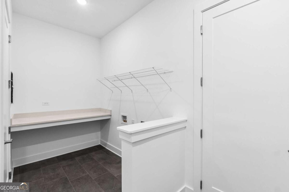 1403 Autumn Lake Drive Sw Property Photo 18