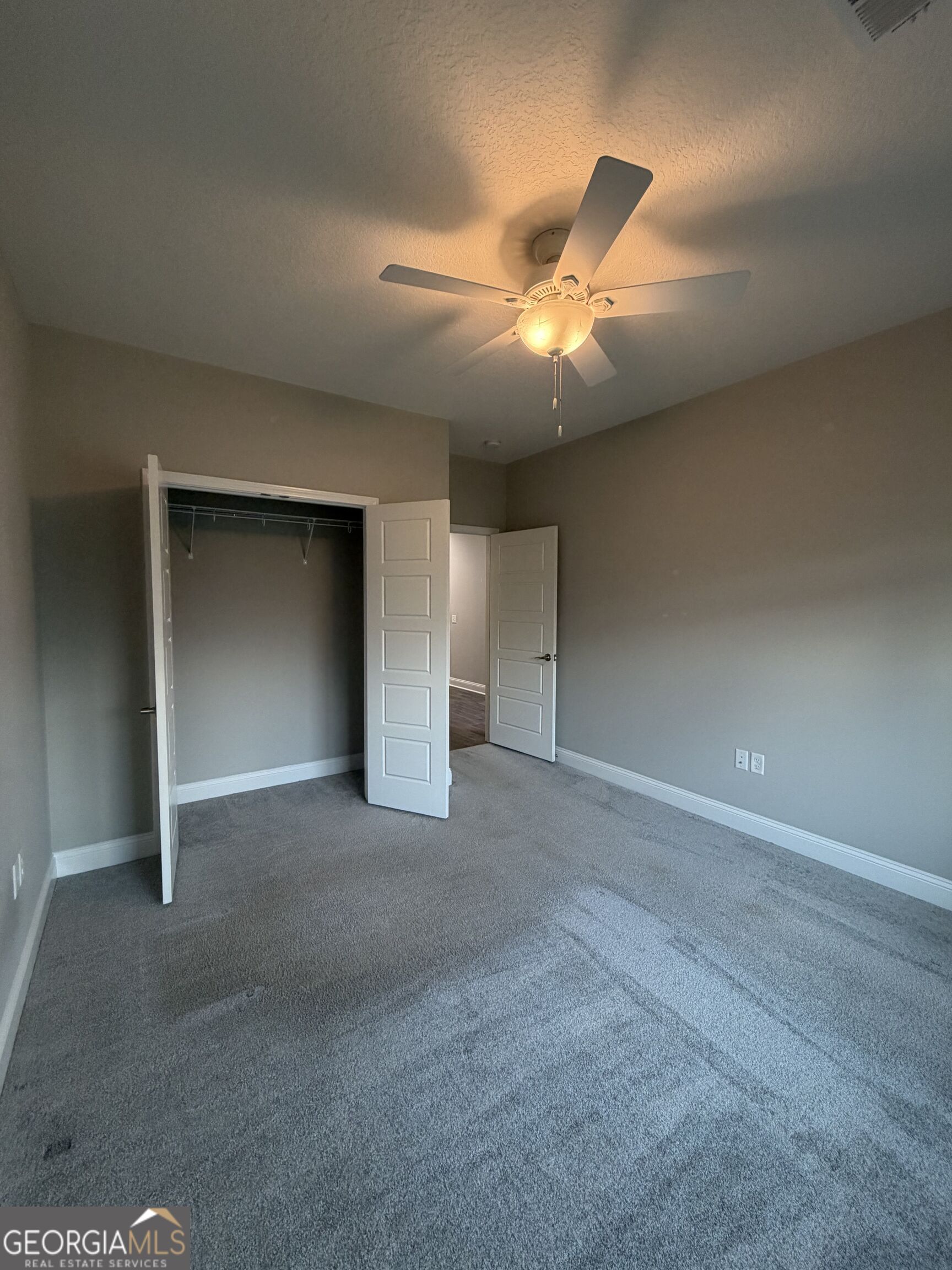 158 The Villas Way Property Photo 6