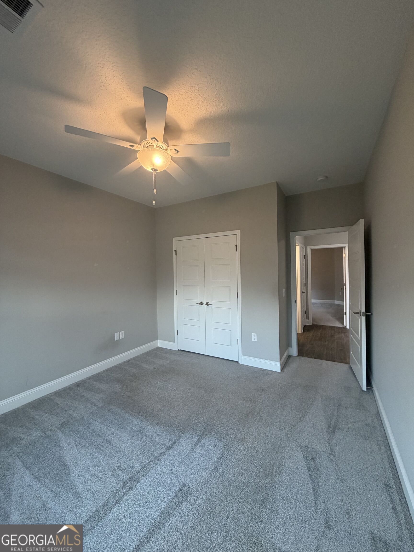 158 The Villas Way Property Photo 7
