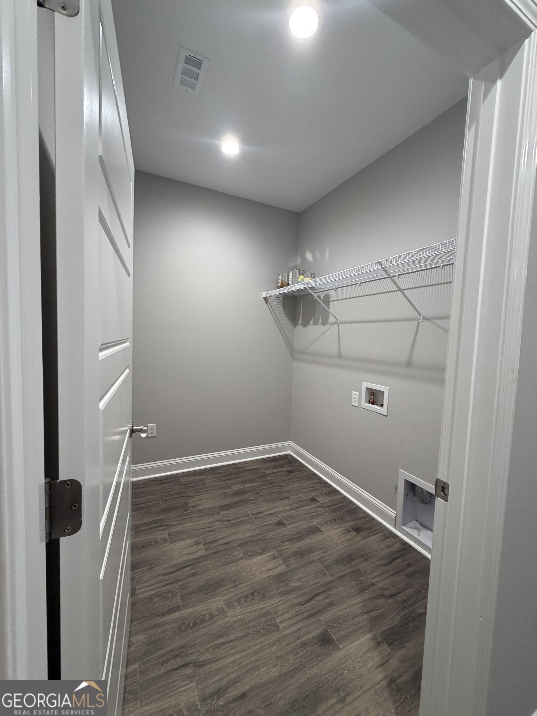 158 The Villas Way Property Photo 14