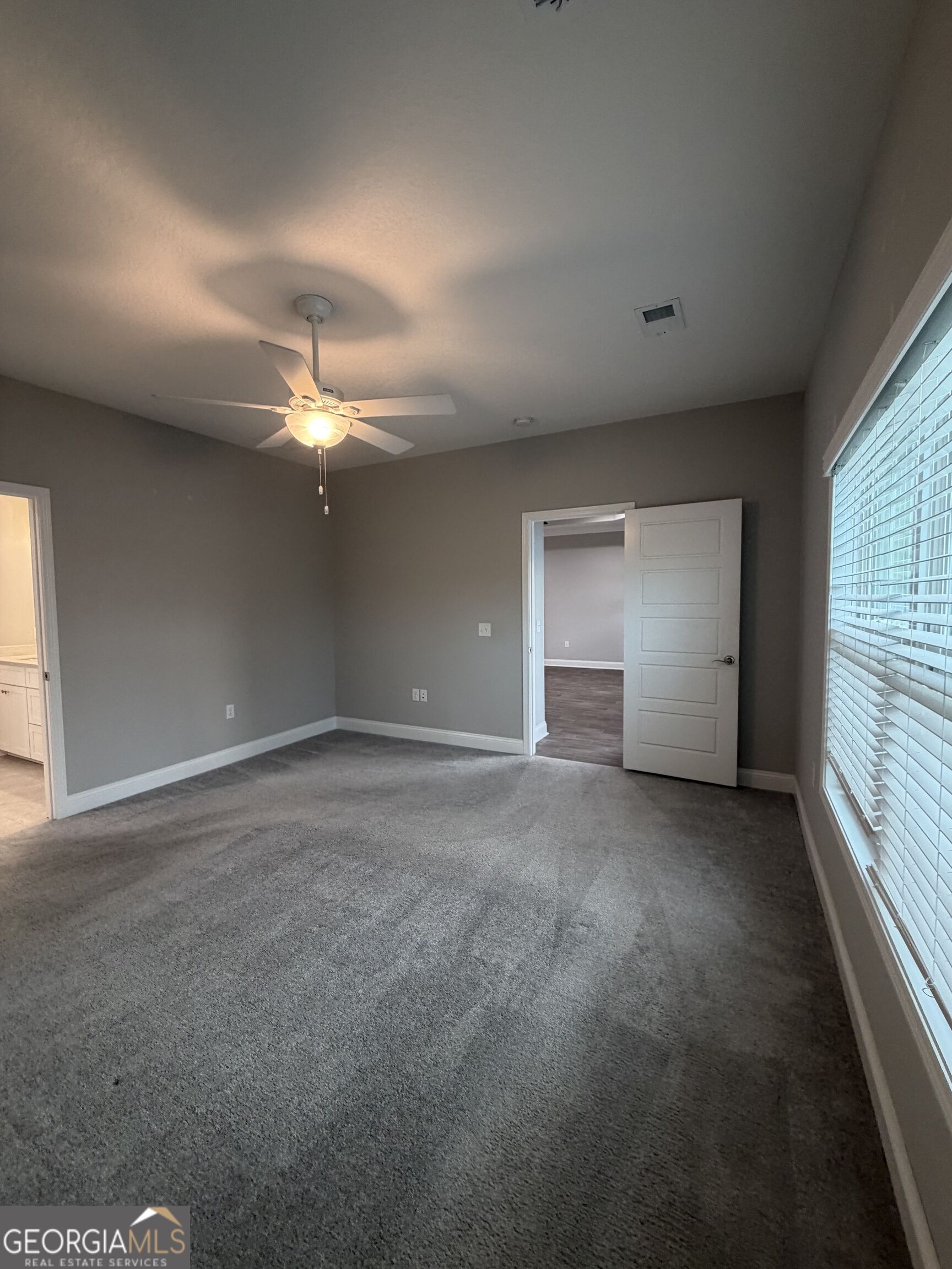 158 The Villas Way Property Photo 35