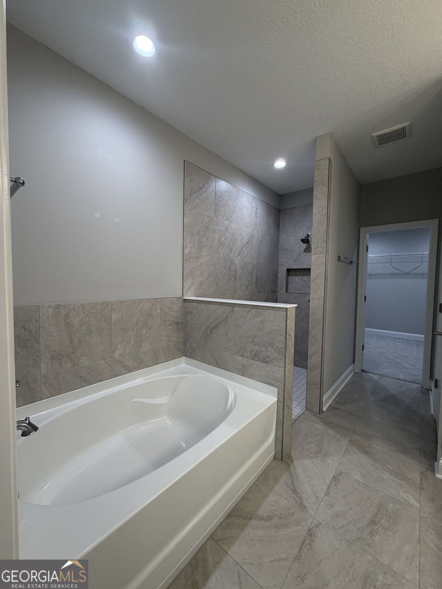 158 The Villas Way Property Photo 41