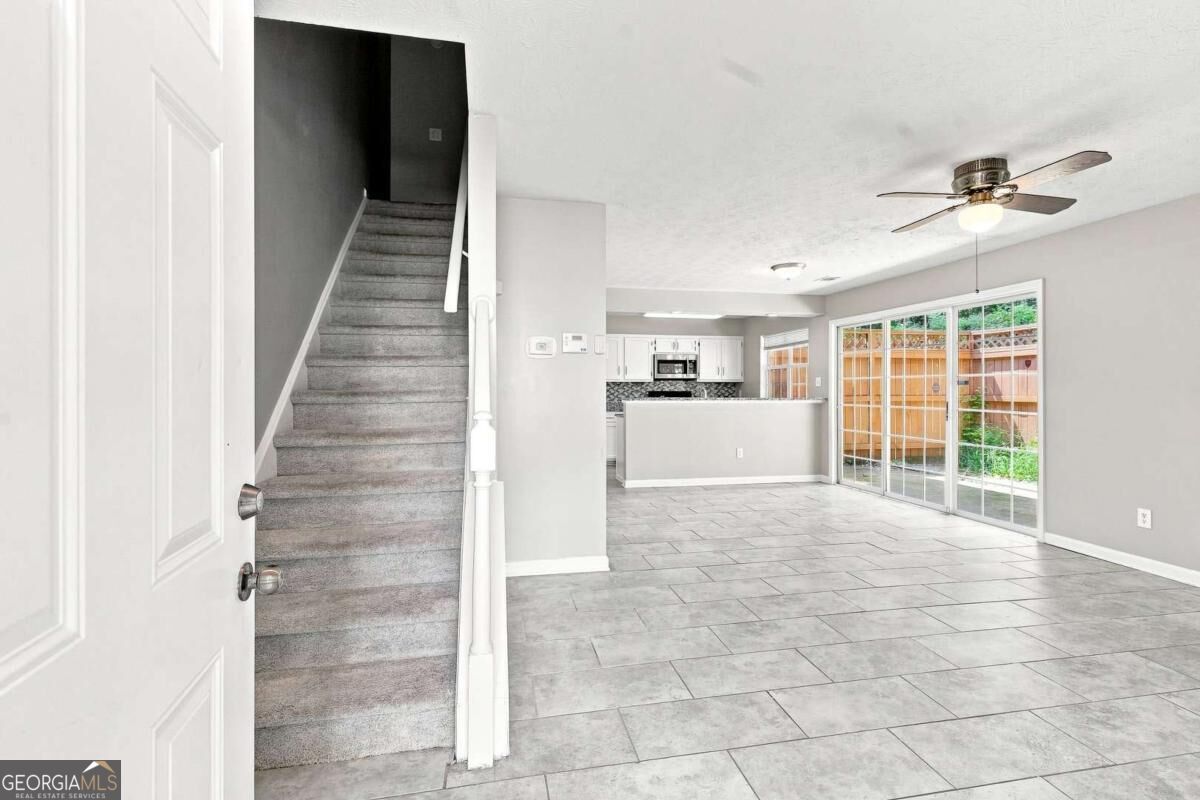 5557 Clover Rise Lane Property Photo 1