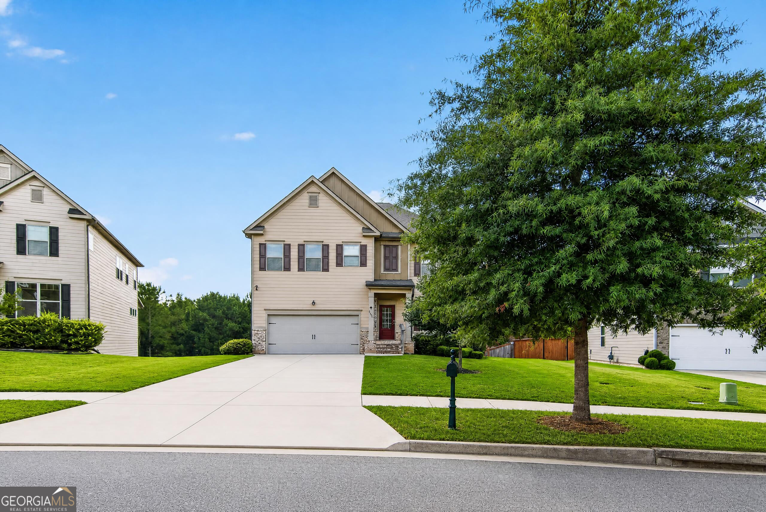 8045 Coleson Crossing Property Photo 1